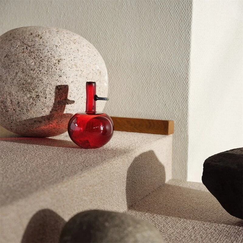 Iittala Apple Bottle, Cranberry 7 Iittala Apple Bottle, Cranberry - Image 5