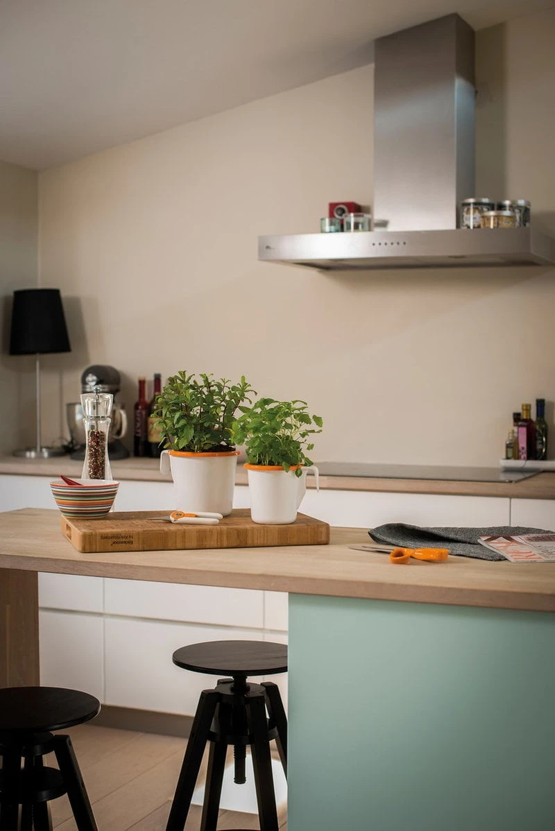 Iittala Origo Breakfast Bowl, Orange 4 Iittala Origo Breakfast Bowl, Orange - Image 2