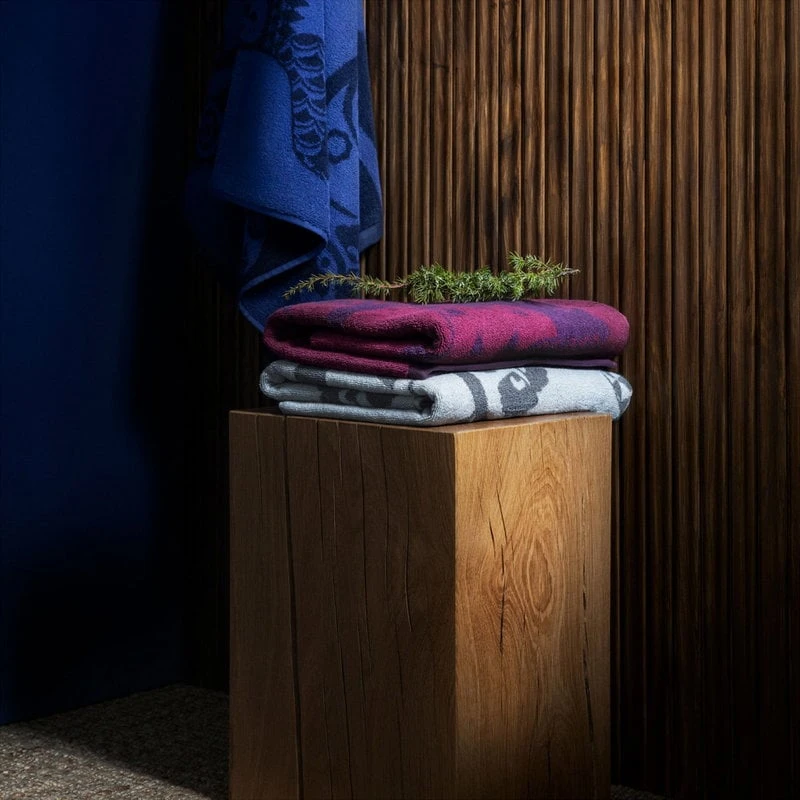 Iittala Taika Bath Towel, 70 X 140 Cm, Blue 4 Iittala Taika Bath Towel, 70 X 140 Cm, Blue - Image 2