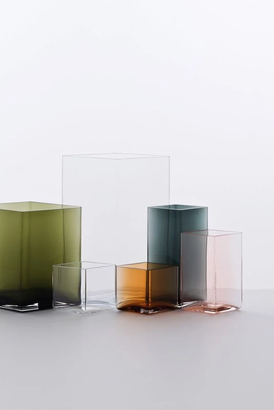 Iittala Ruutu Vase, 205 X 180 Mm, Green 6 Iittala Ruutu Vase, 205 X 180 Mm, Green - Image 4