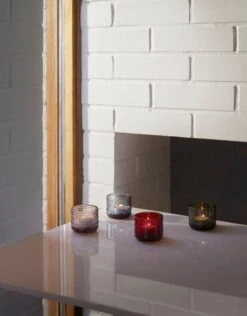 Iittala Kastehelmi Tealight Candleholder 64 Mm, Linen 8 Iittala Kastehelmi Tealight Candleholder 64 Mm, Linen -Iittala Iittala 2020 Kastehelmi 1007583 1014351 1025662 1051433 2