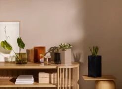 Iittala Ruutu Ceramic Vase, 330 Mm, Black 9 Iittala Ruutu Ceramic Vase, 330 Mm, Black -Iittala Iittala 2020 Ruutu 02