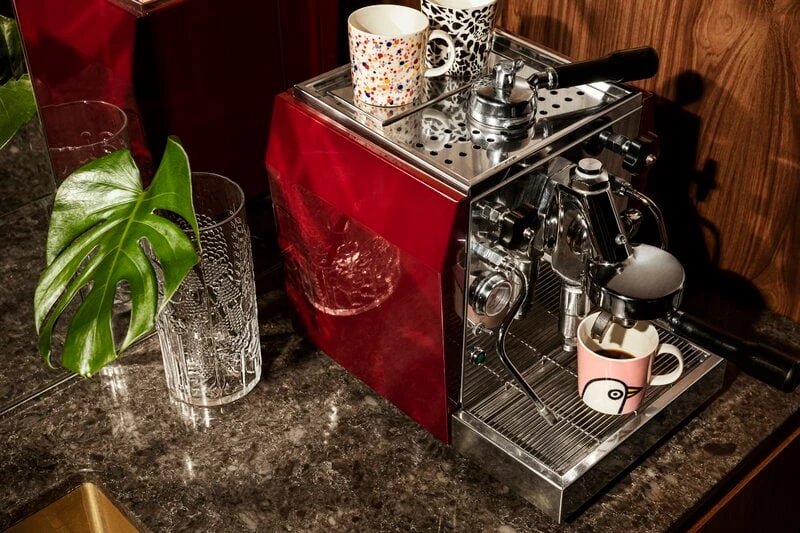 Iittala OTC Cheetah Mug 0,3 L, Black 4 Iittala OTC Cheetah Mug 0,3 L, Black - Image 2