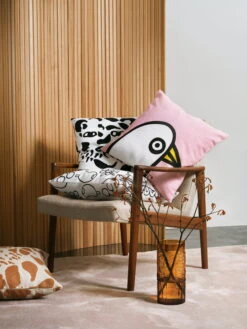 Iittala OTC Birdie Cushion Cover, 47 X 47 Cm, Pink 9 Iittala OTC Birdie Cushion Cover, 47 X 47 Cm, Pink -Iittala Iittala 2022 Oiva Toikka collection 3