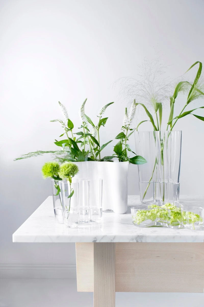 Iittala Aalto Vase 251 Mm, Clear 7 Iittala Aalto Vase 251 Mm, Clear - Image 5