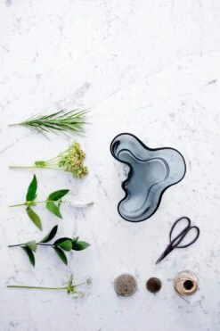 Iittala Aalto Vase 160 Mm, Clear 11 Iittala Aalto Vase 160 Mm, Clear -Iittala alvar aalto collection 2014 5 JPG